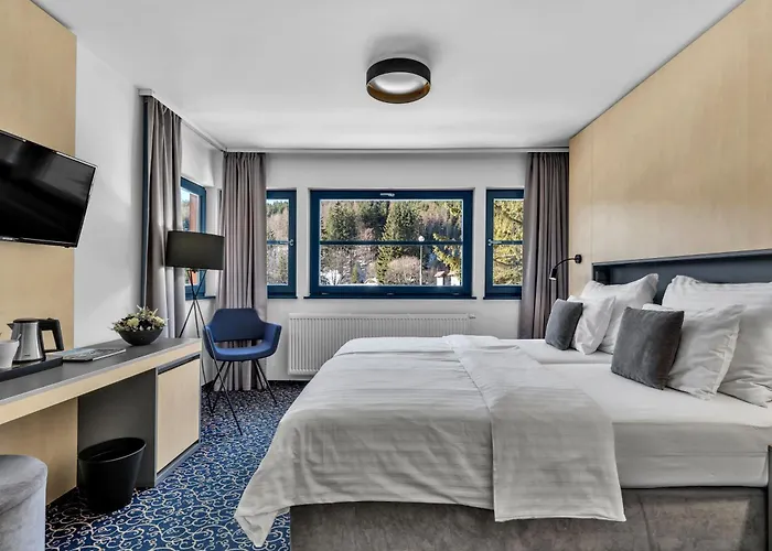 Spindl Hotell 3*